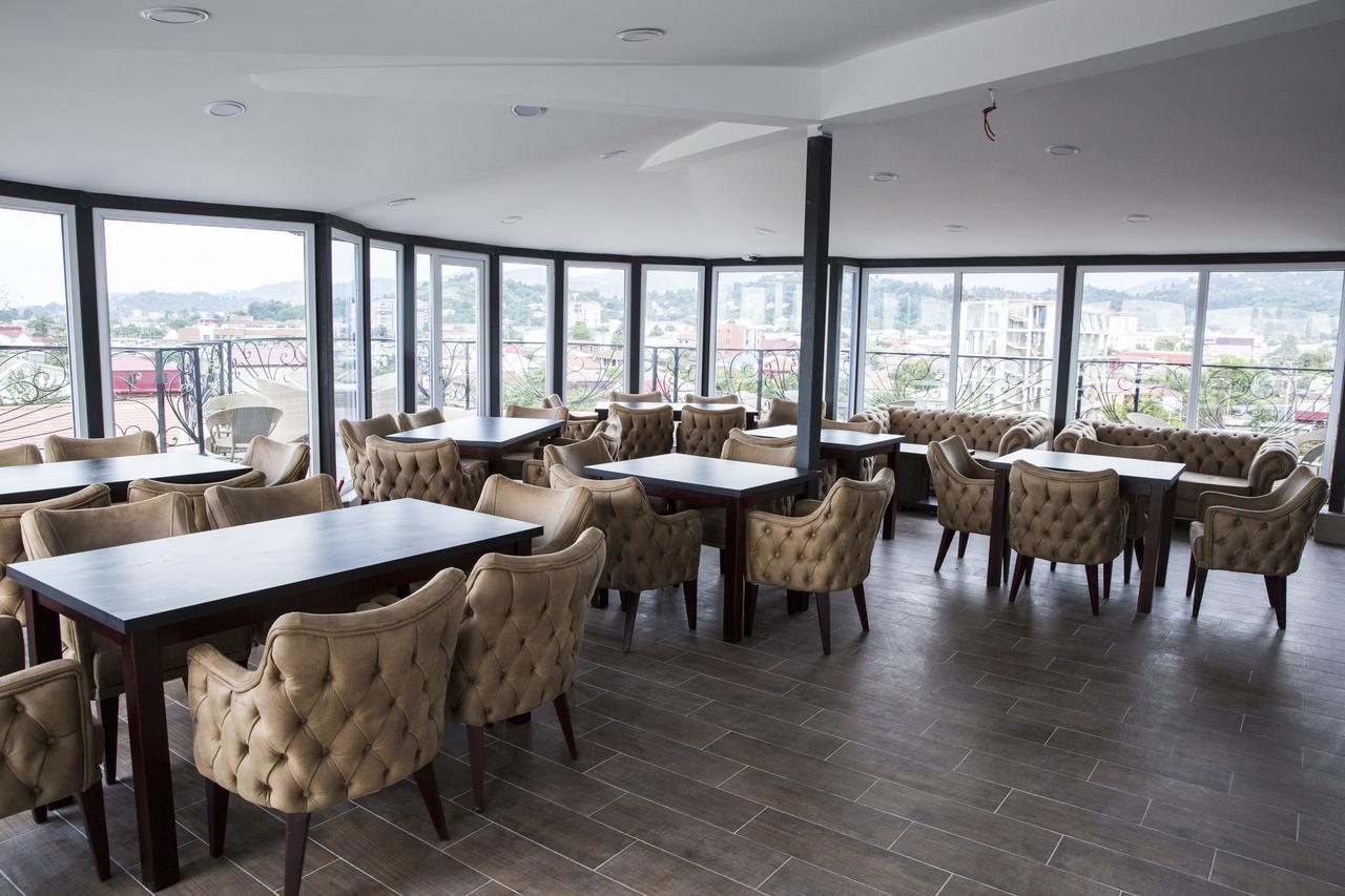 Hotel Maria Batumi Bagian luar foto
