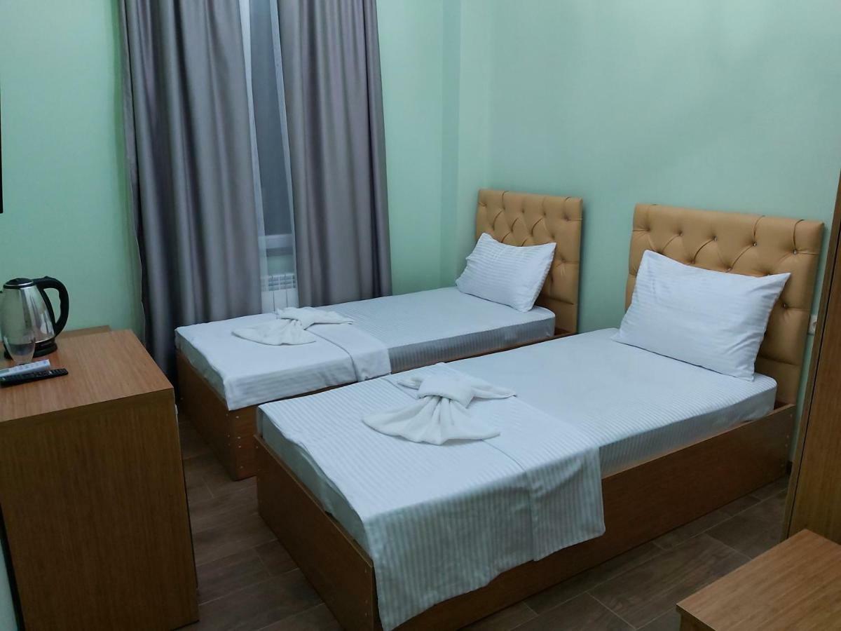 Hotel Maria Batumi Bagian luar foto